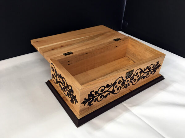 Boite décorative en érable à sucre incrusté d'arabesque floral -3