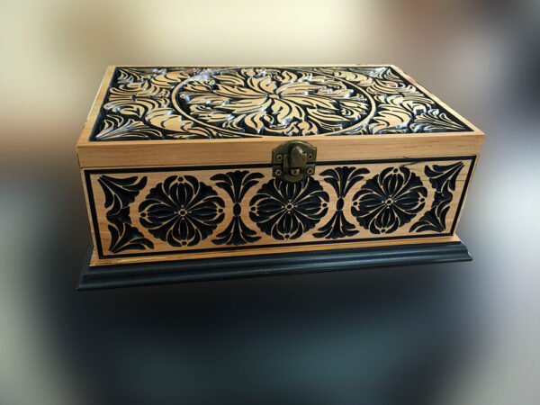 Boite décorative en érable à sucre incrusté d'arabesque floral -2