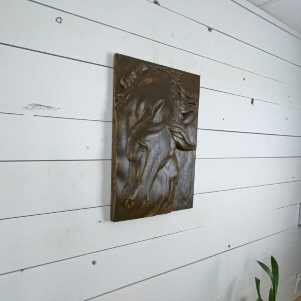 Cheval en Chêne - 43cm x 31,5cm x 3,2cm